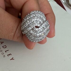 Elegant Silver Women's Ring